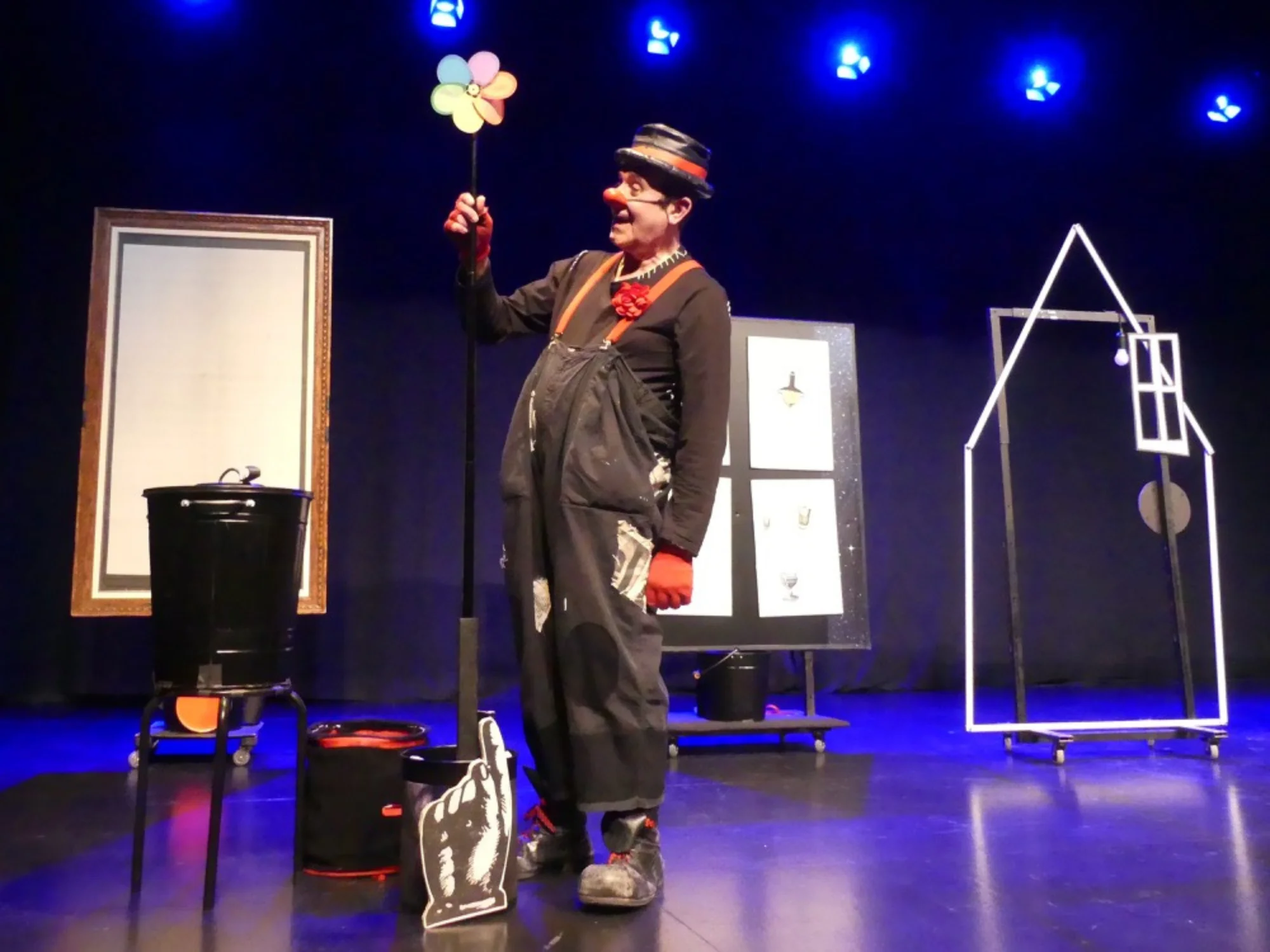 SENZILLAMENT... la història més bonica del món