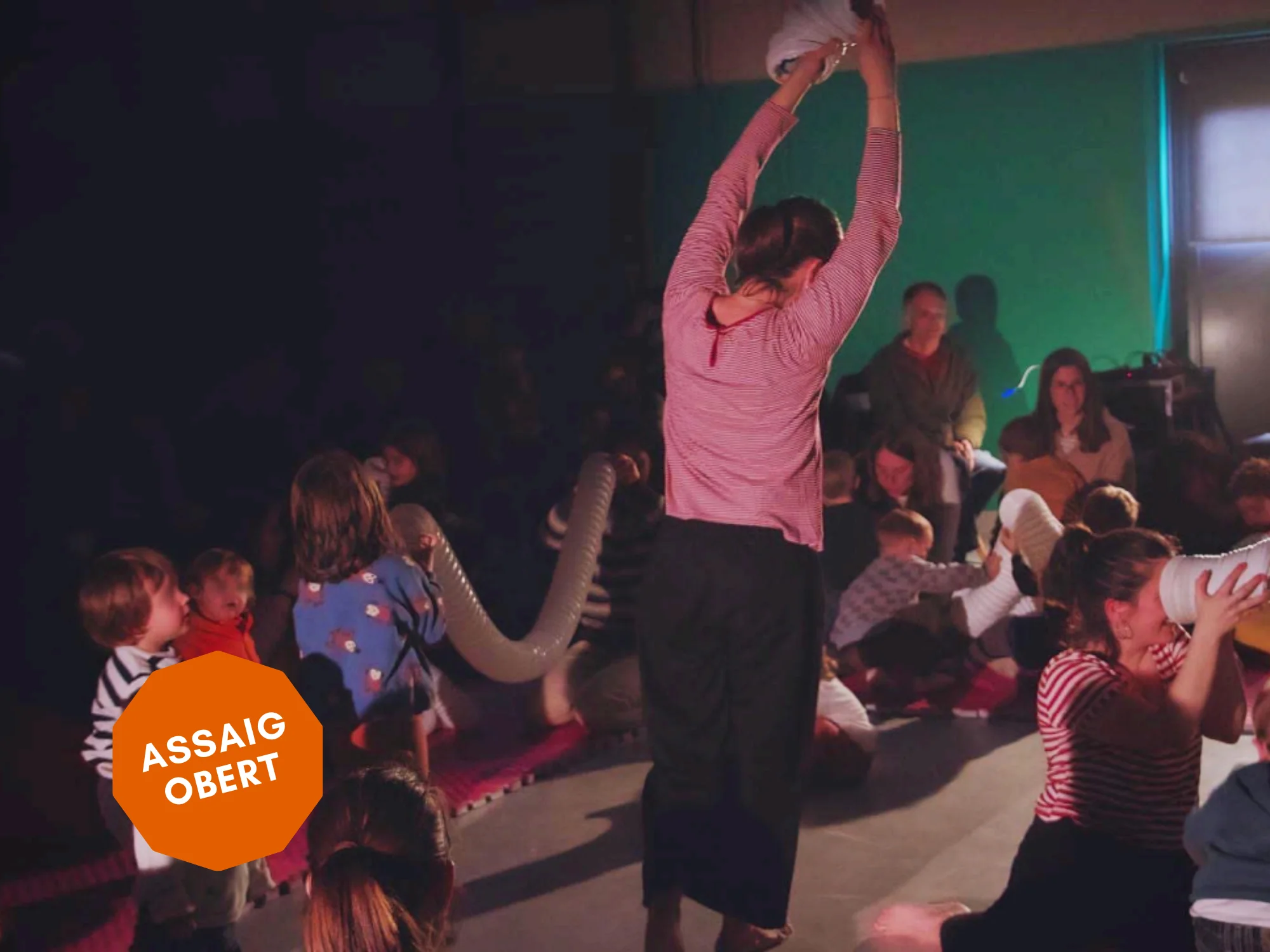 Tubs en escena (assaig obert)