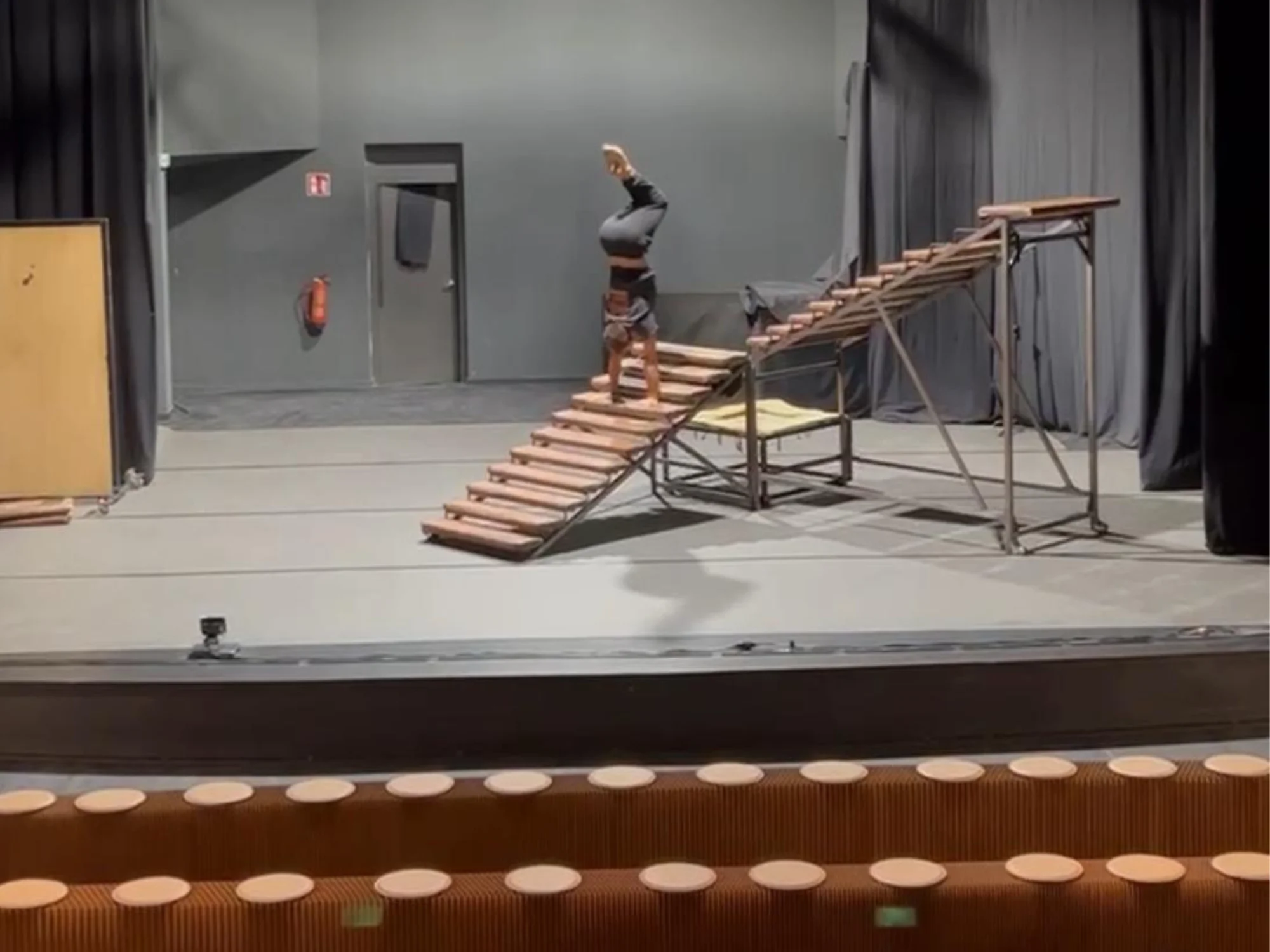 Ákri - funció escolar