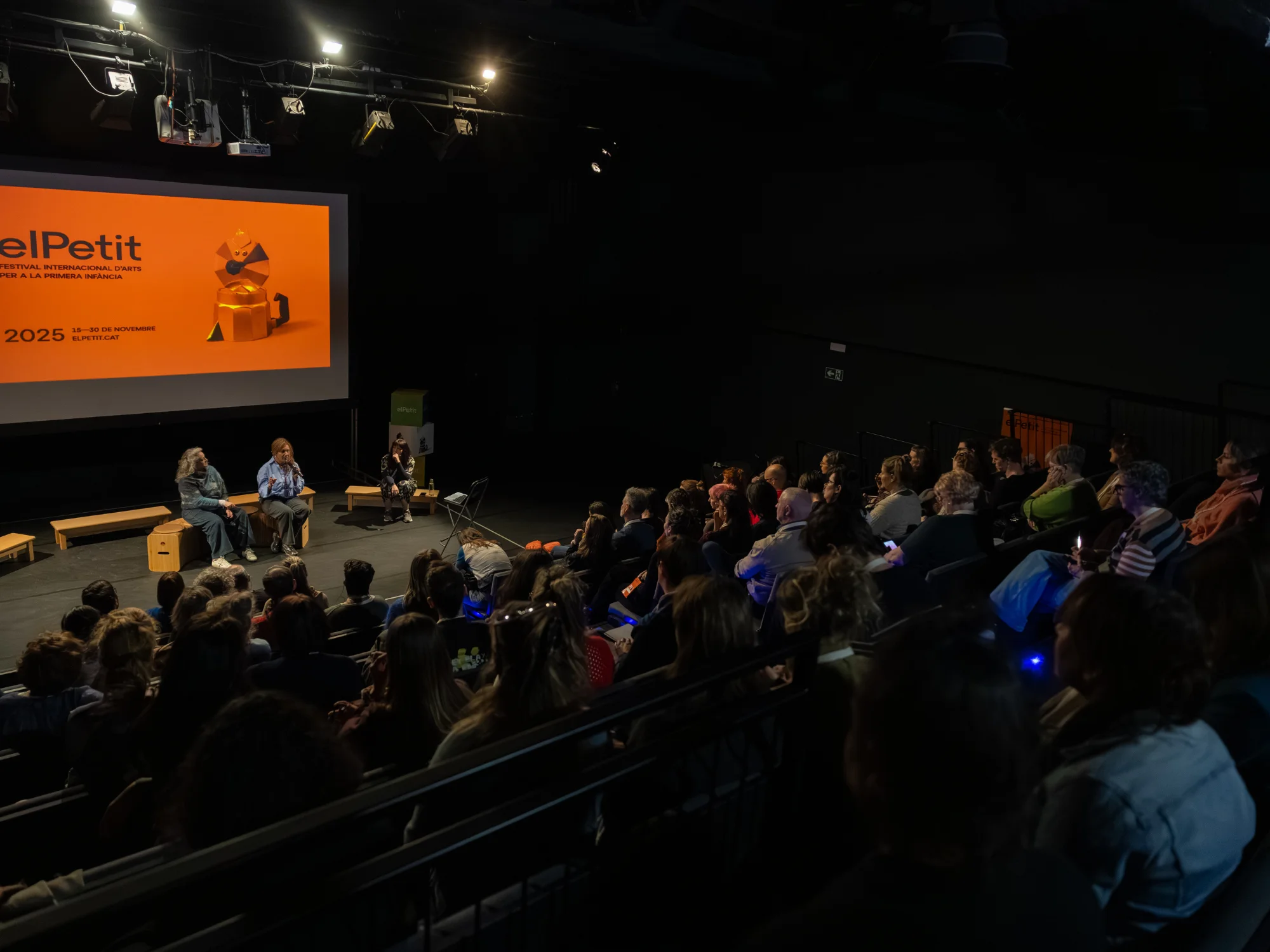 CARAVAN | © Platea Films