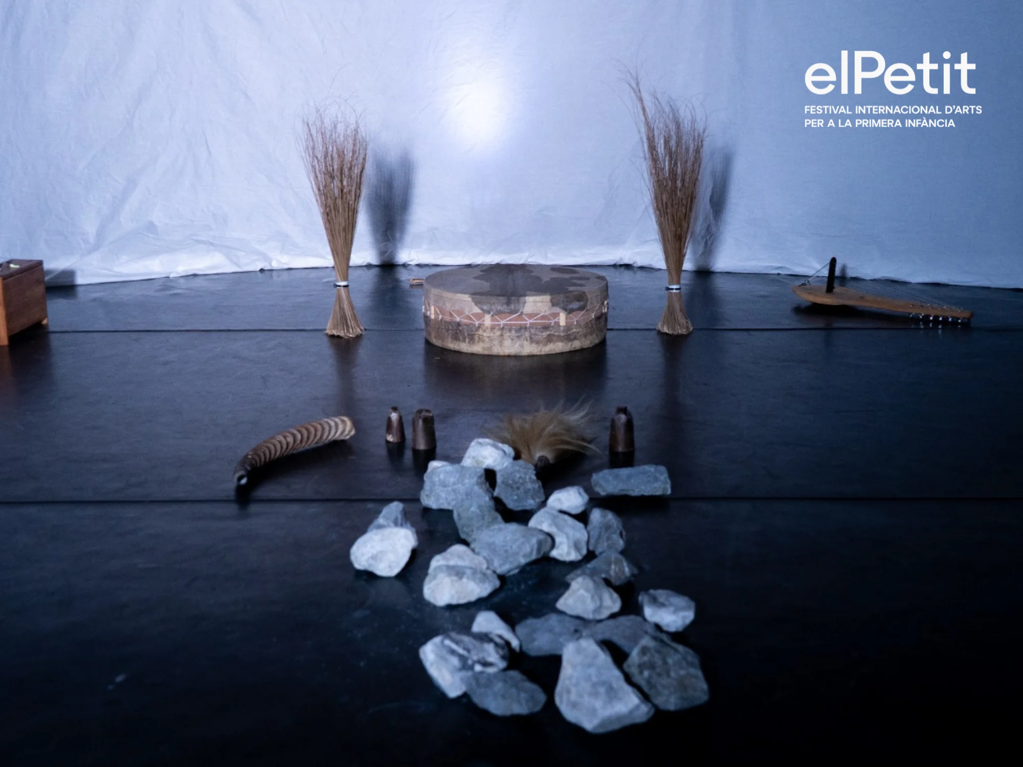 SO  | © Lili Hiriart